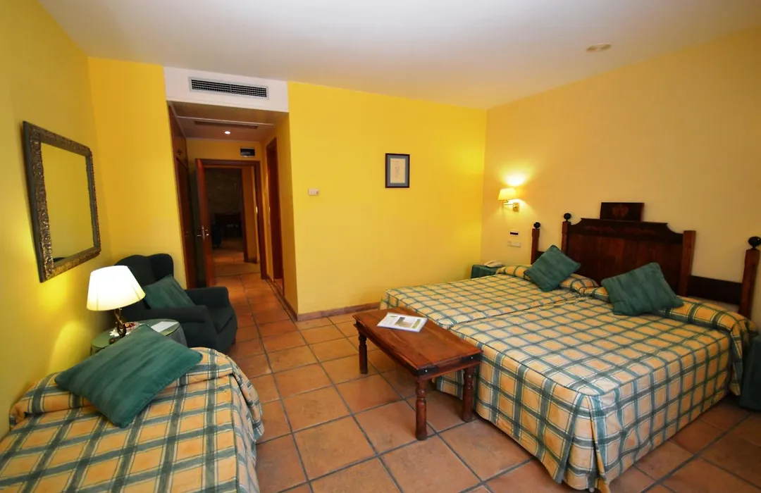 Hotel Can Ceret-1