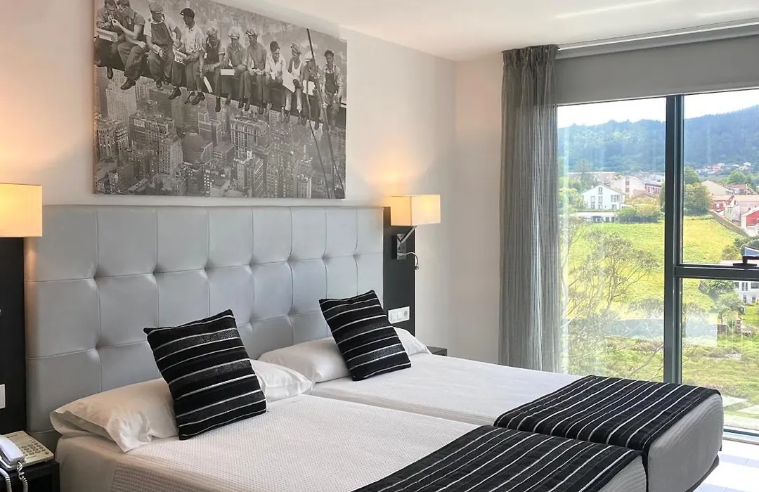 Hotel Noia-1
