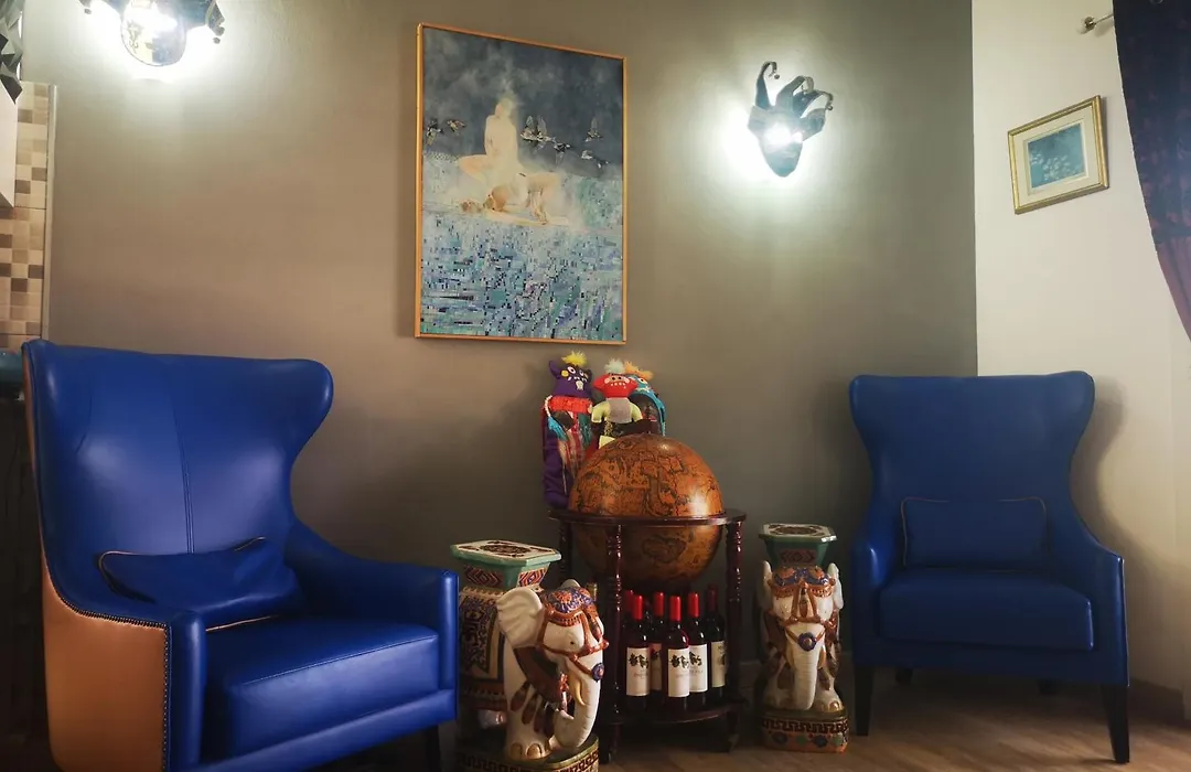 Yumbo Room-1