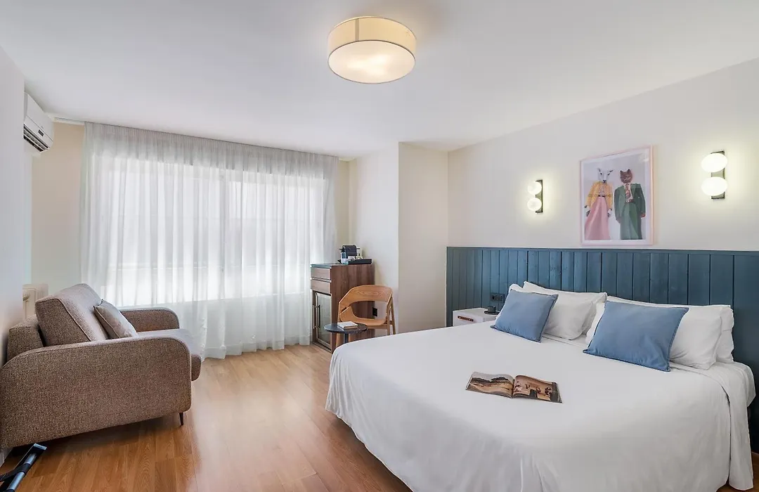 Granada Suites By Olala Homes-1