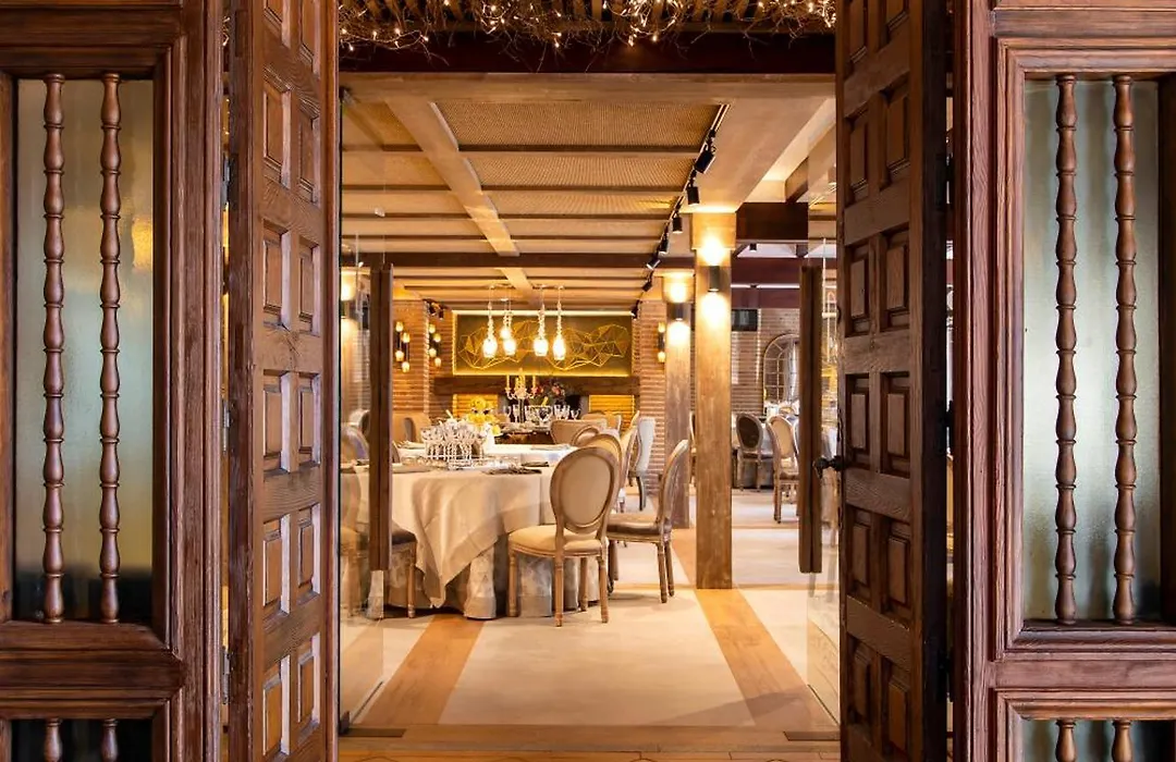 Los Rosales Hotel-1