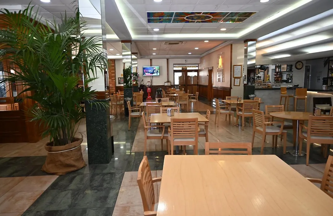 Hotel del Sol-1
