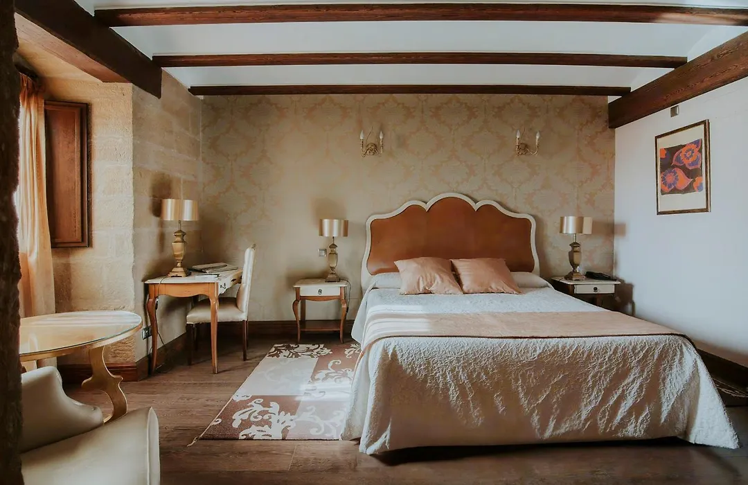 Hospedería Palacio de Casafuerte-1