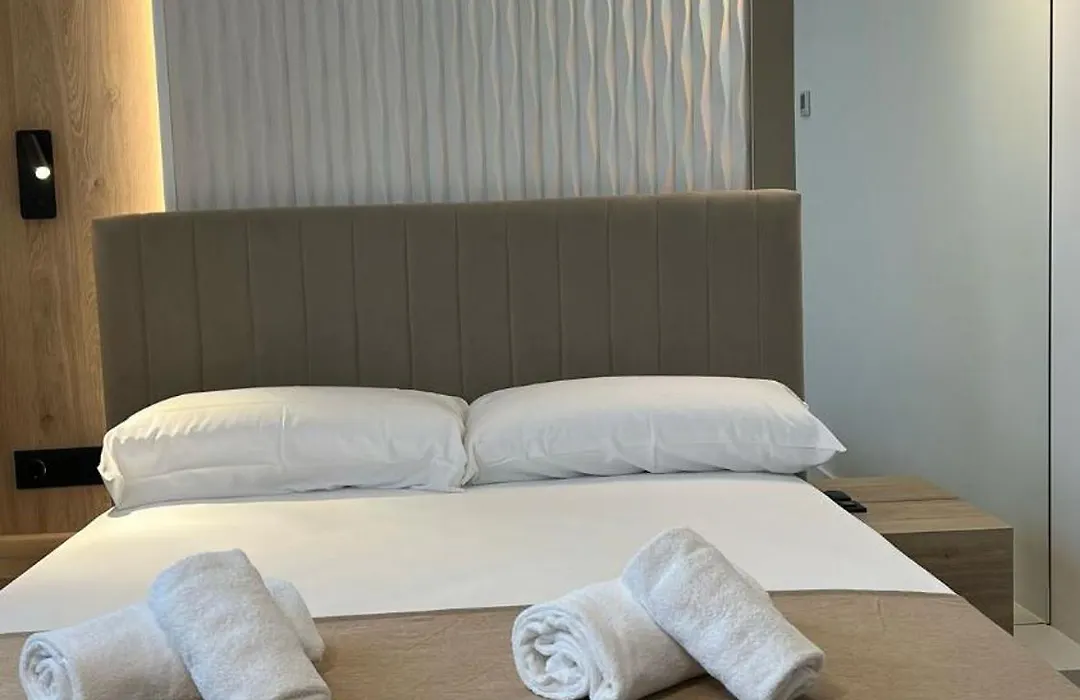 Hotel Mlc San Sebastian-1