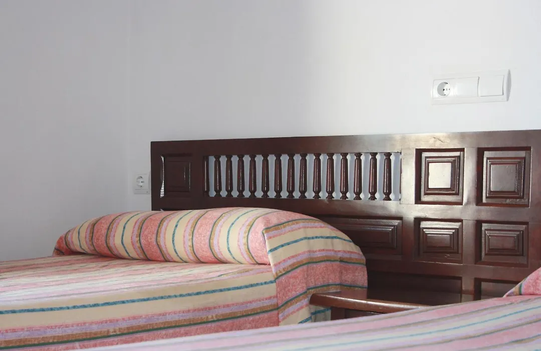 Hostal Alocs-1