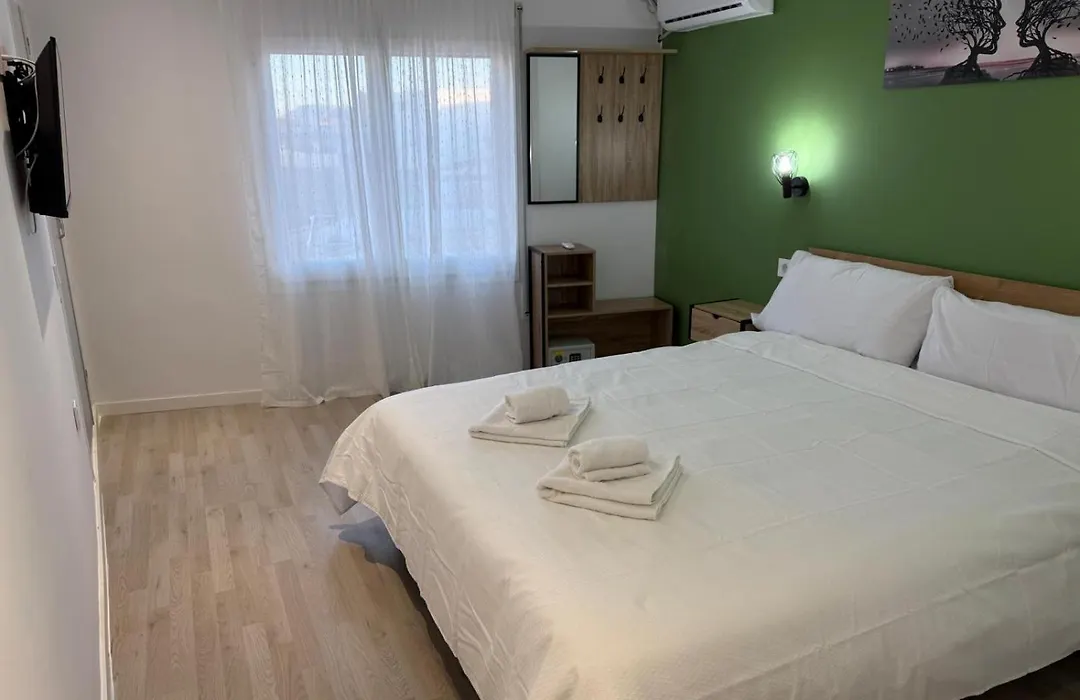 Hotel Nou Roser-1
