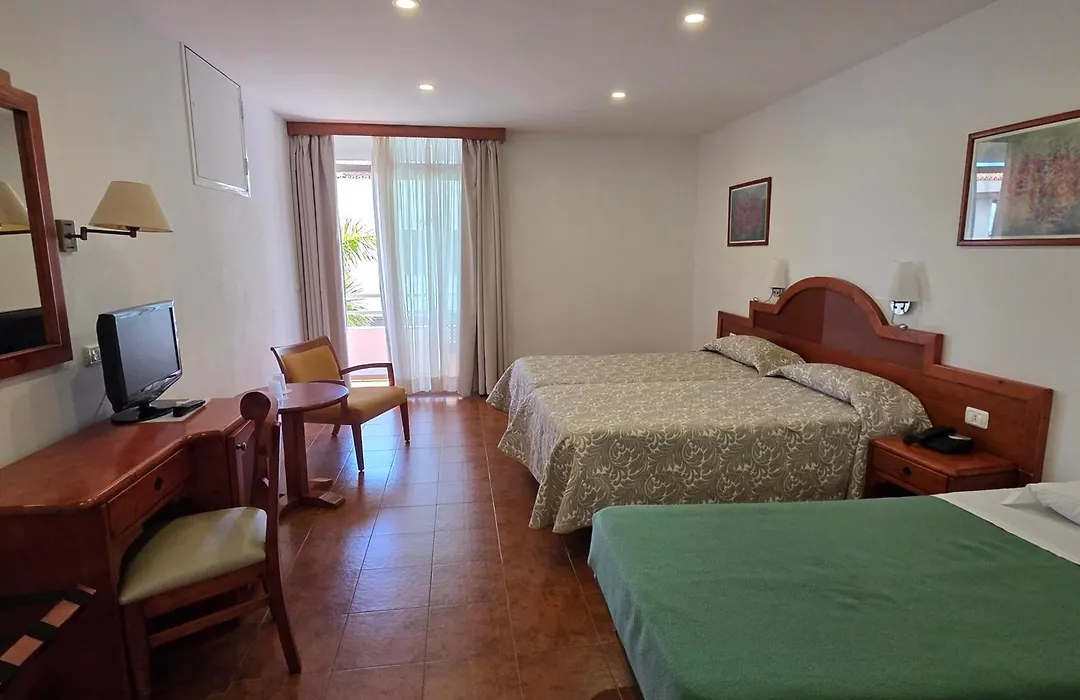 Hotel Monopol-1