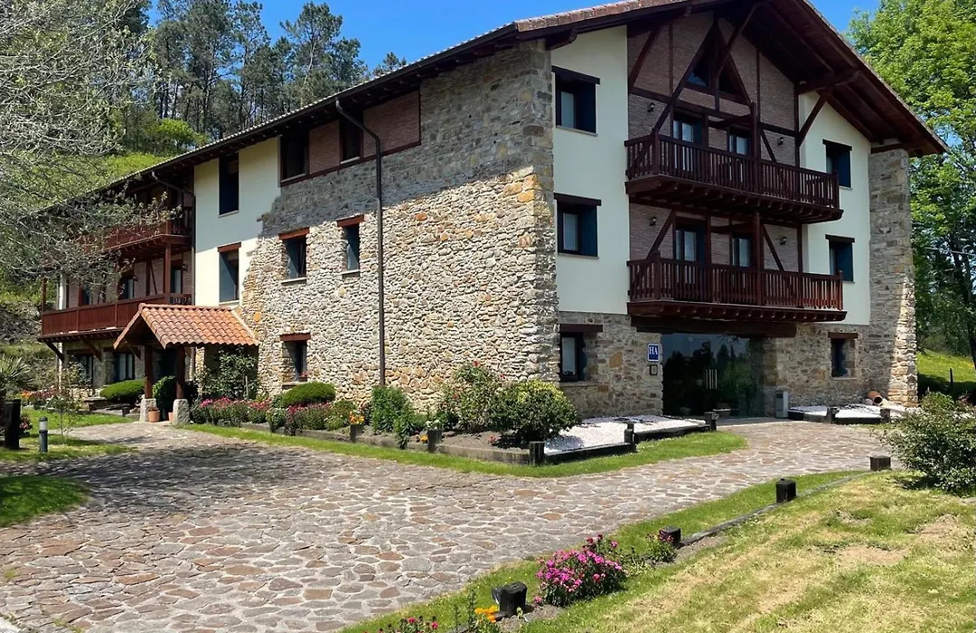 Hotel-Apartamento Rural Atxurra-1