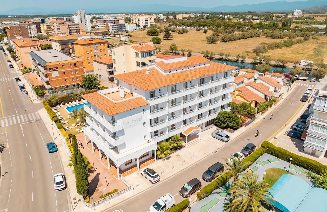 Bay Hotel-1