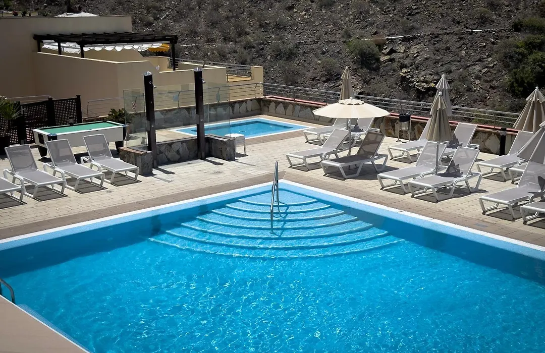 Holiday Club Sol Amadores-1