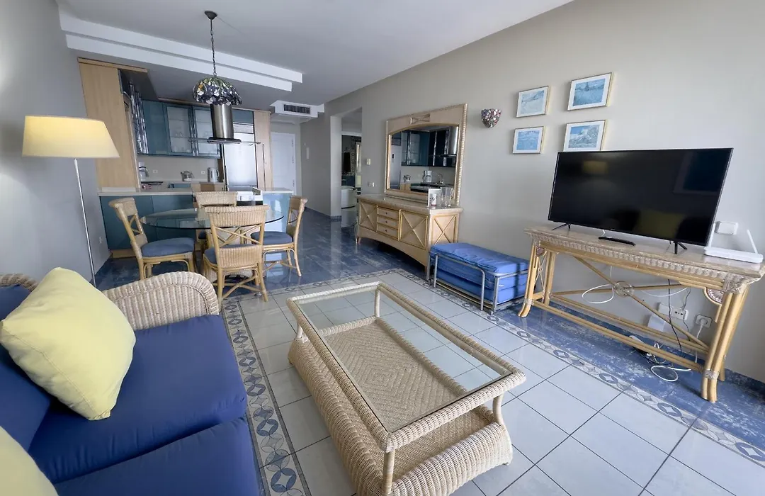 Holiday Club Jardin Amadores-1