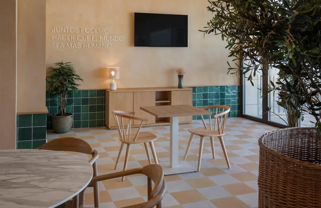 B&B HOTEL Sevilla Bormujos-1
