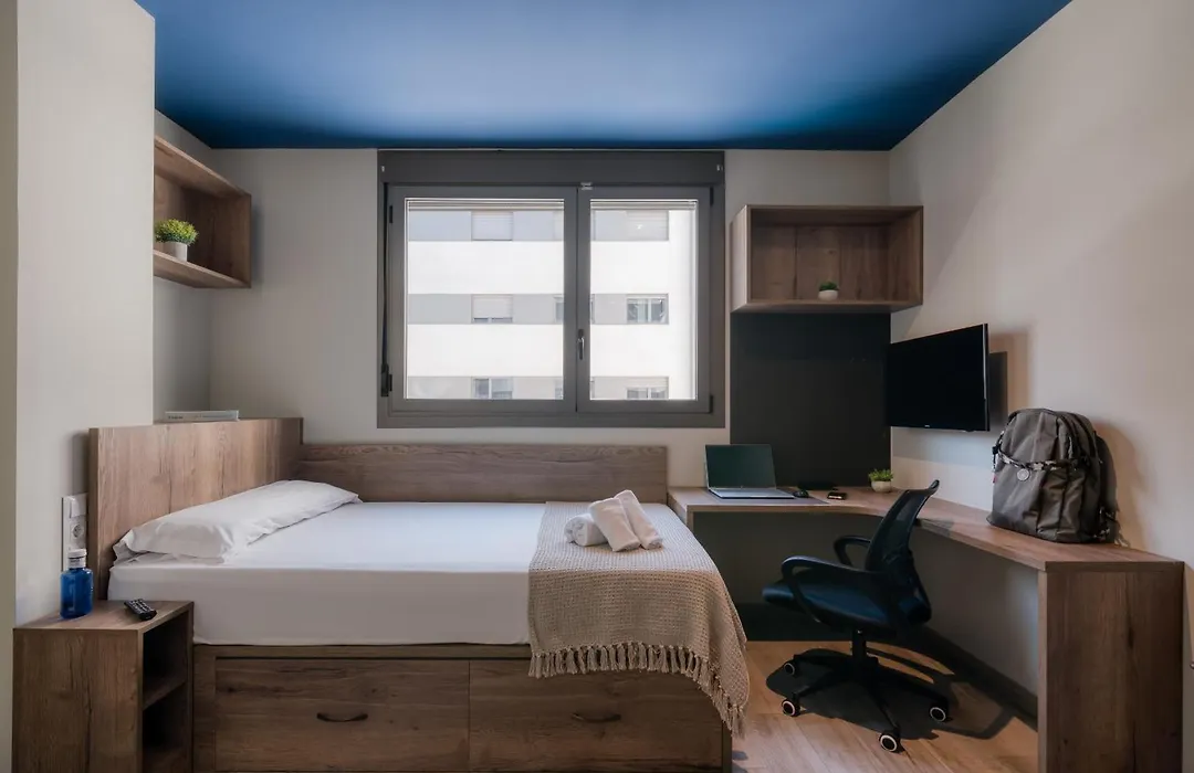 Livensa Living Studios Valencia Marina Real Hotel-Apartamento-1