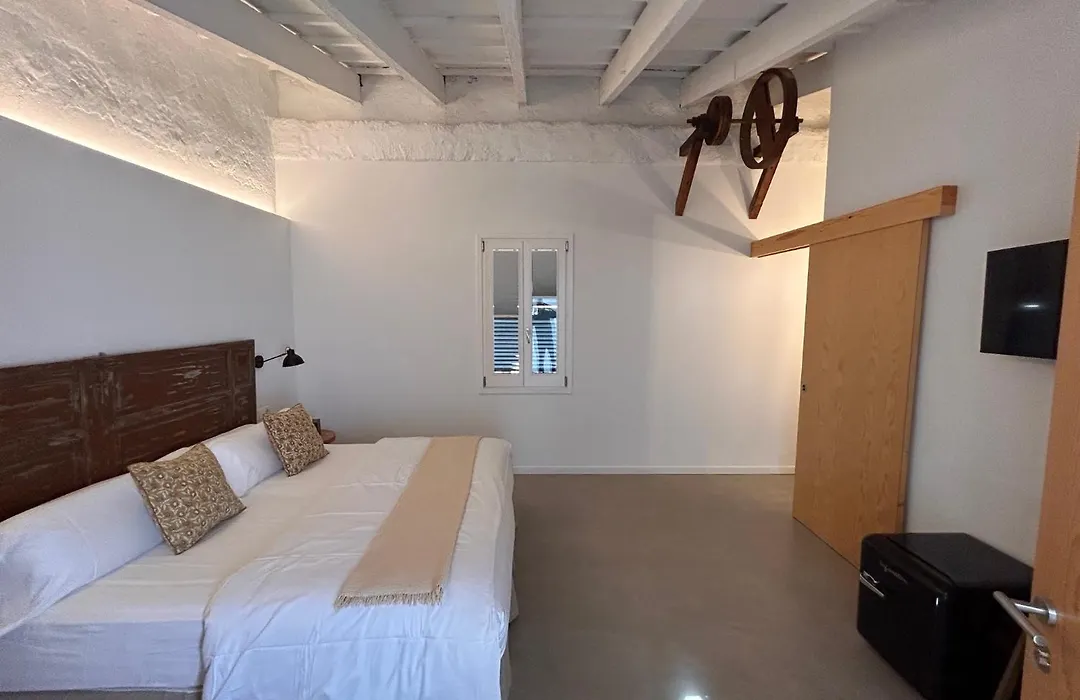 Smoix Hotel-1