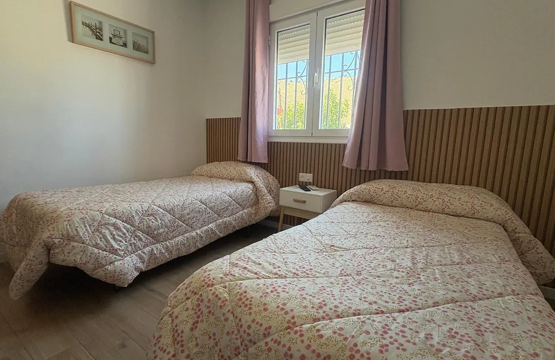 Hostal Las rejas-1