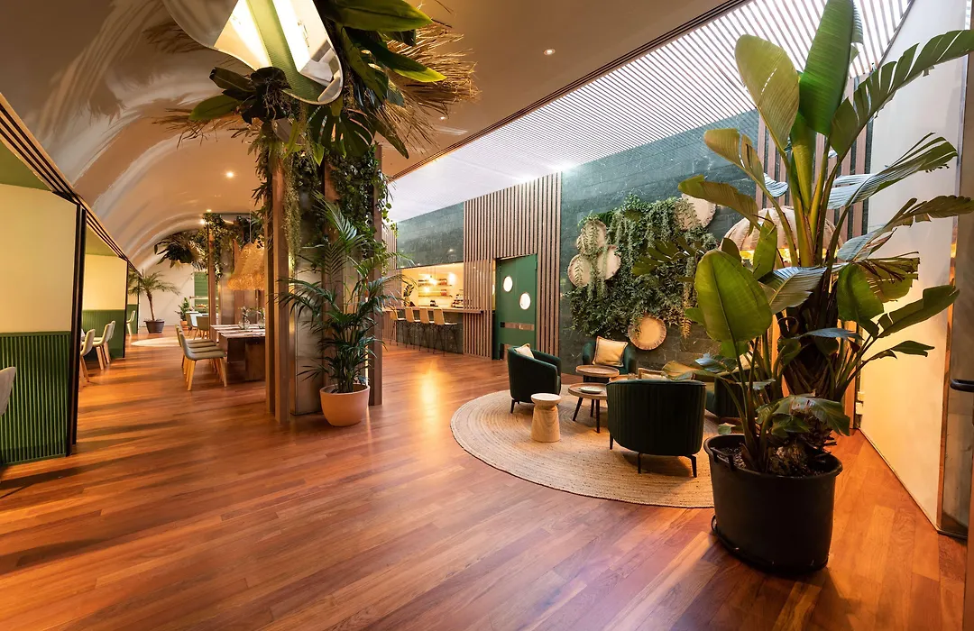 Aparthotel Atenea Barcelona-1