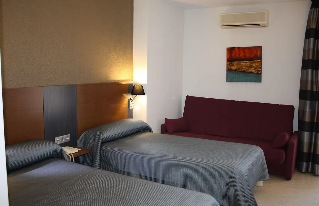Hotel Regio Cadiz-1
