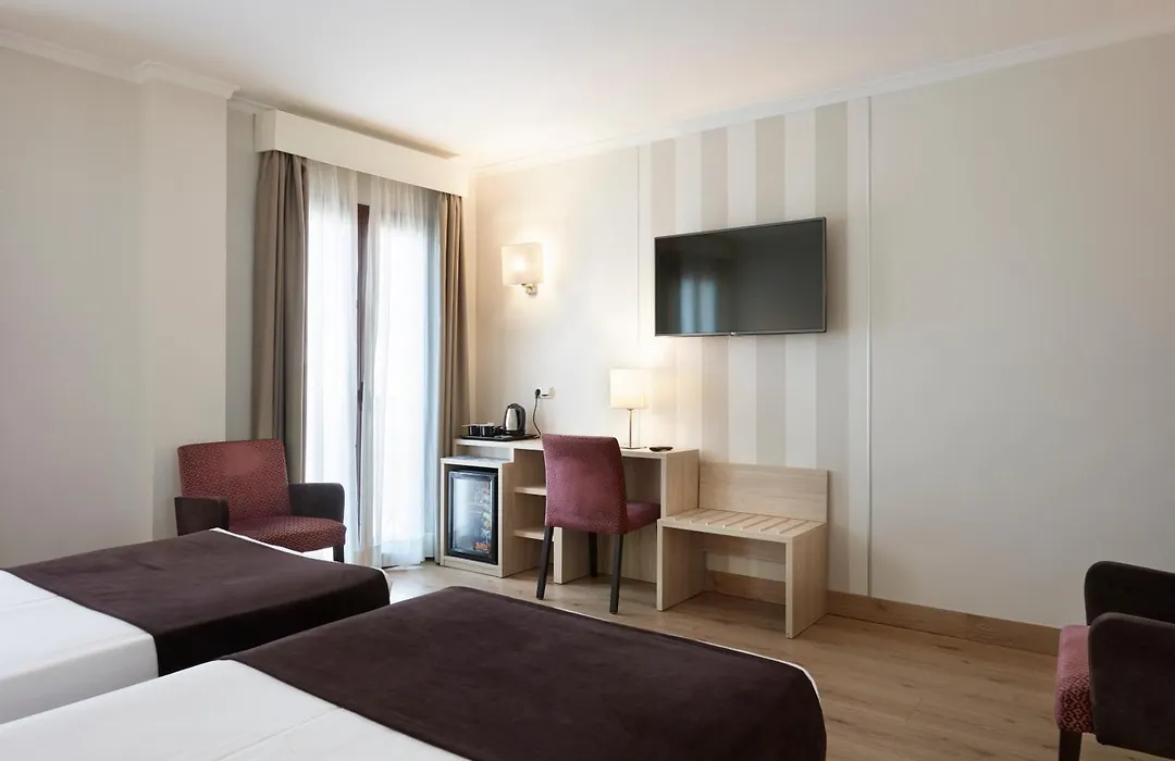 Hotel Maestranza-1