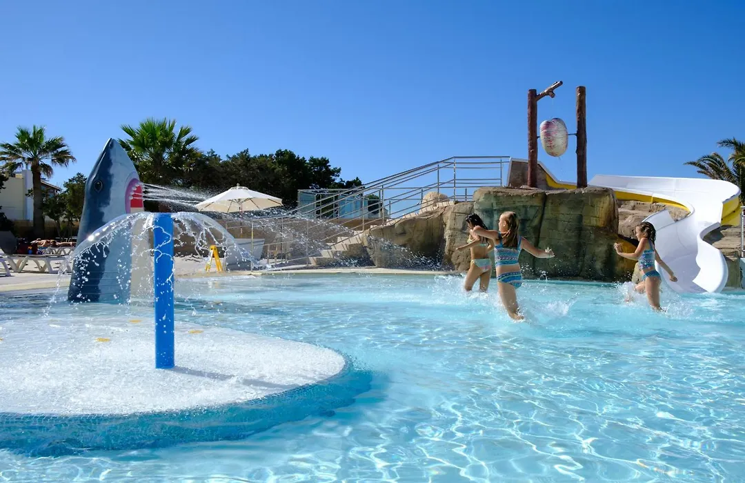 Marvell Club Hotel & Apartments-1