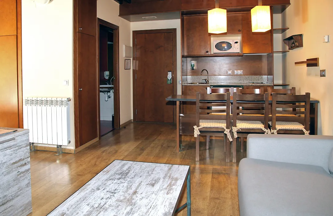 Aparthotel La Vall Blanca-1