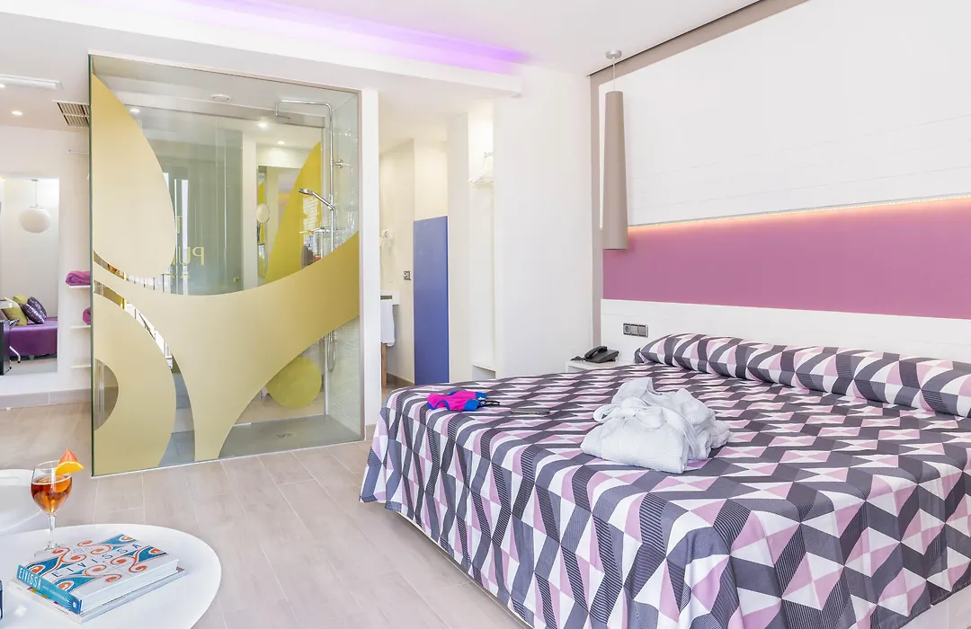 The Purple Hotel - Adults Only-1