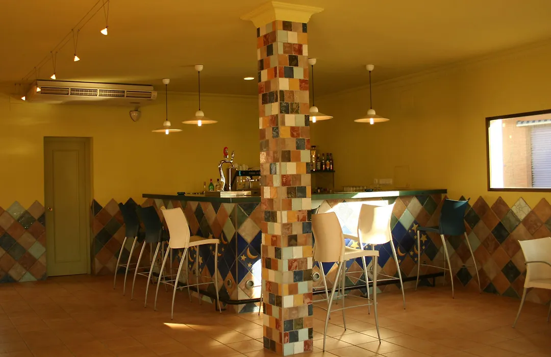 Hotel Ayamontino-1