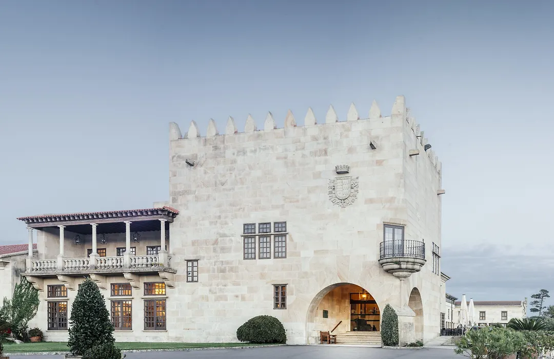 Parador De Baiona-1