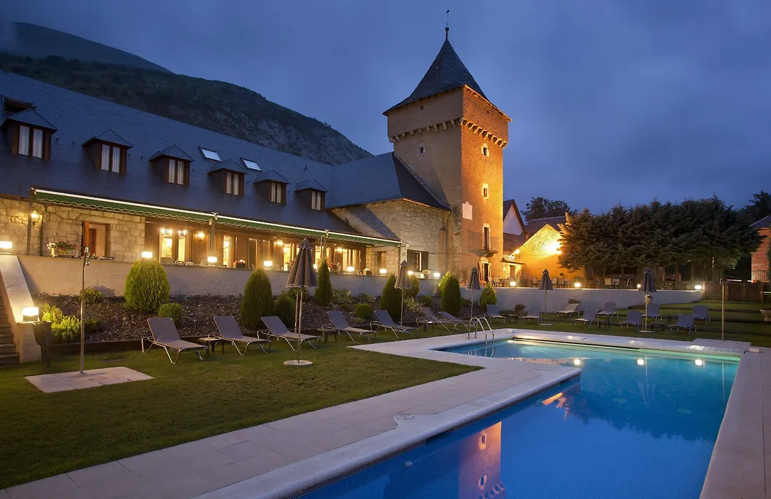 Parador de Artíes-1