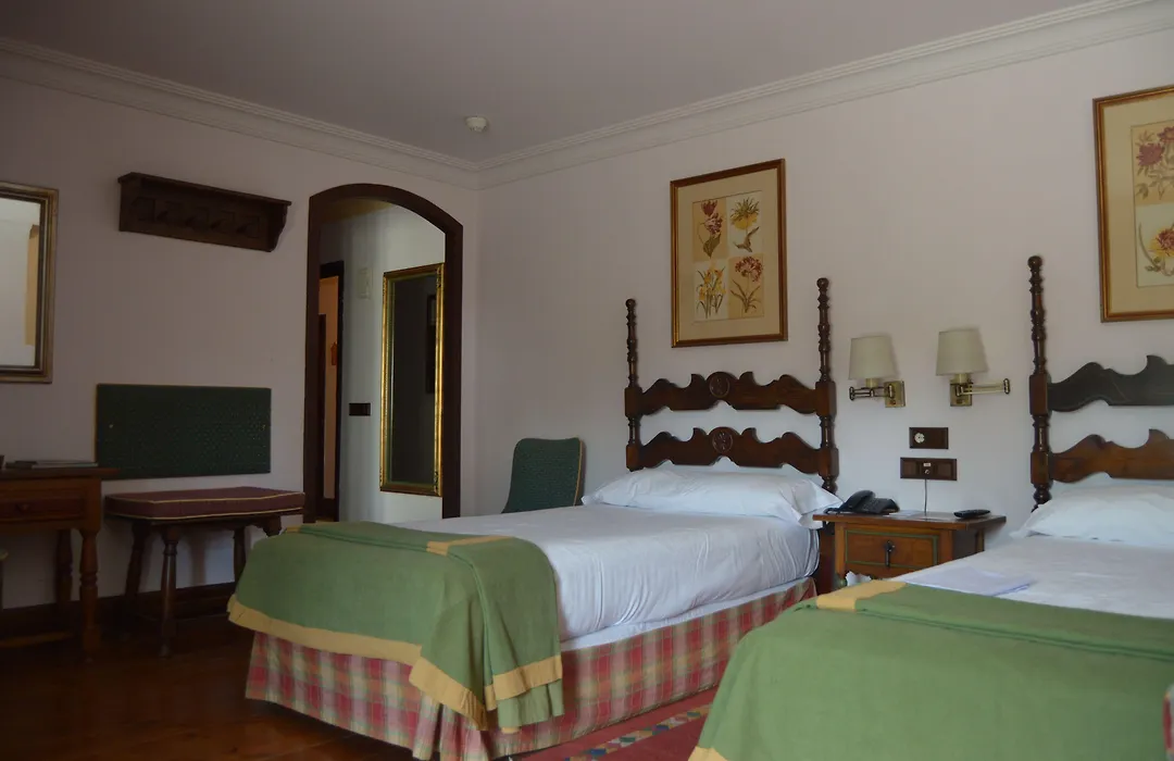 Parador De Gredos-1