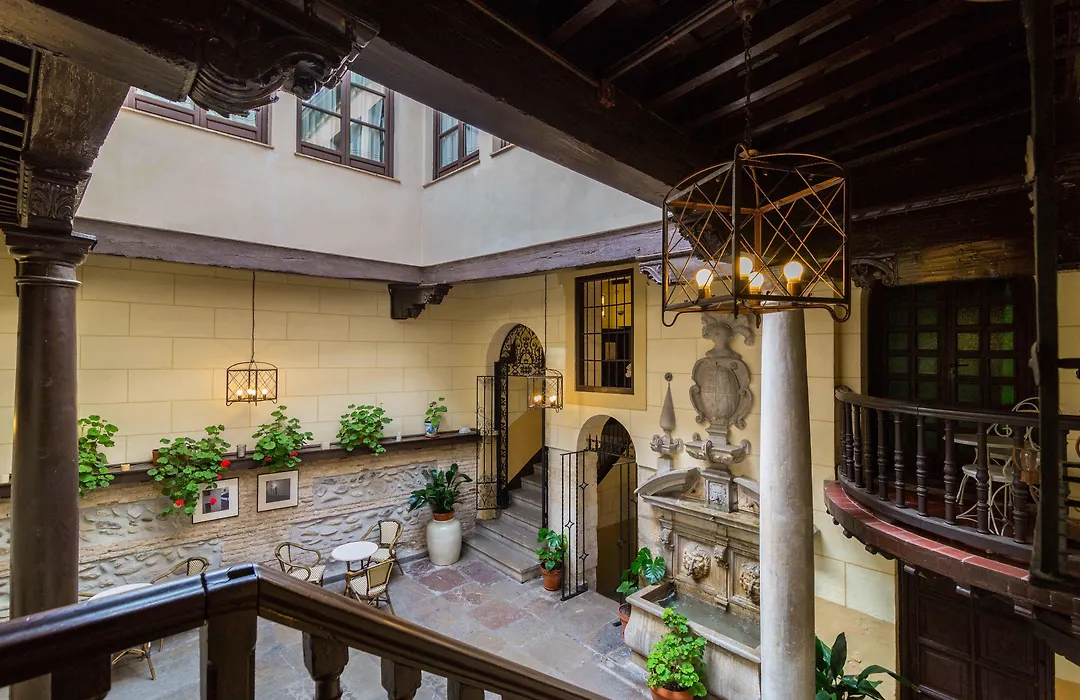 Palacio de Mariana Pineda-1