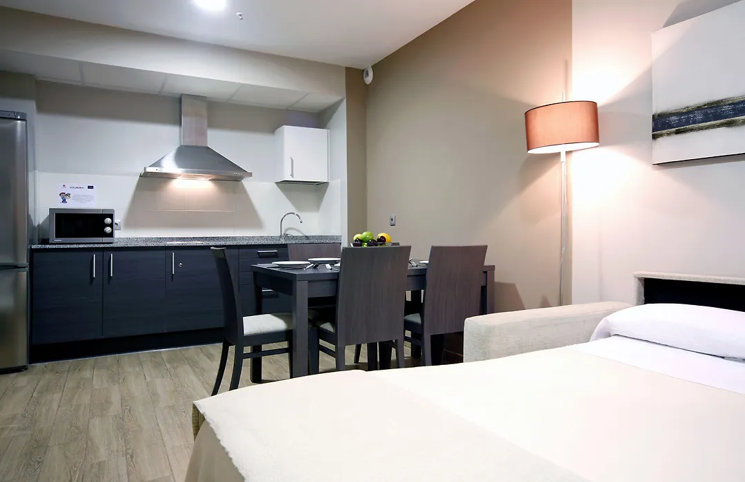 Apartahotel & Spa Jacetania-1