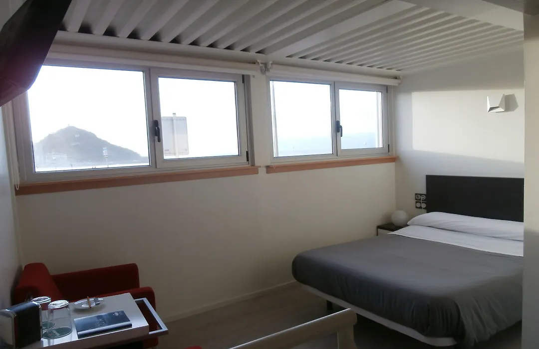 Hotel Punta Monpas-1