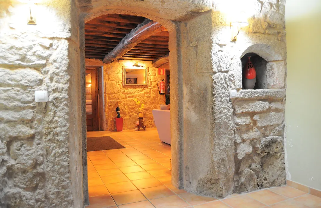 Asador de Roxos Casa Albardonedo-1