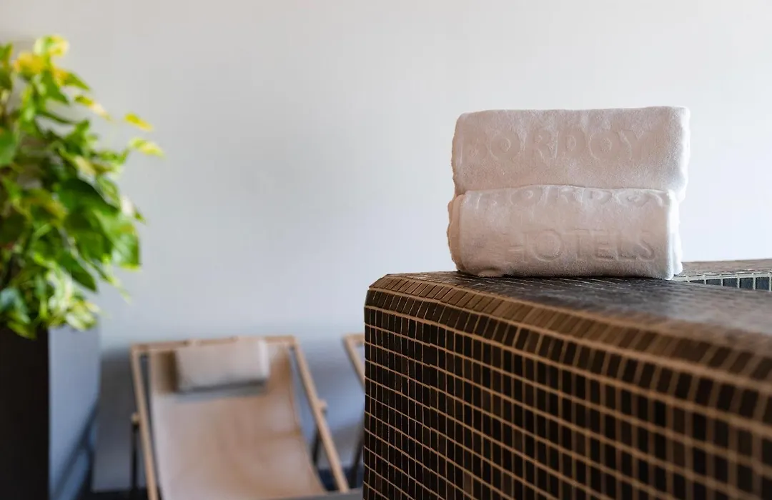Bordoy Cosmopolitan-1