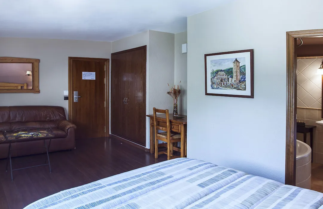 Hostal La Placa-1