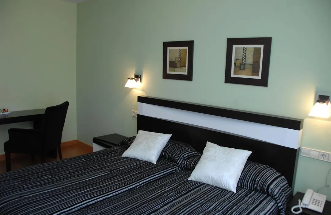 Hotel Hc Sigueenza-1