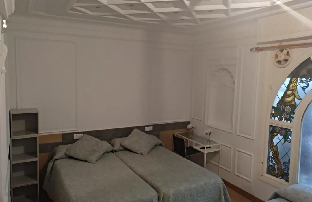 Hostal Rioja Condestable-1