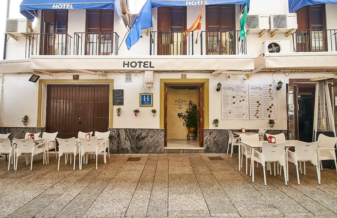 Hotel Virgen De Los Reyes-1