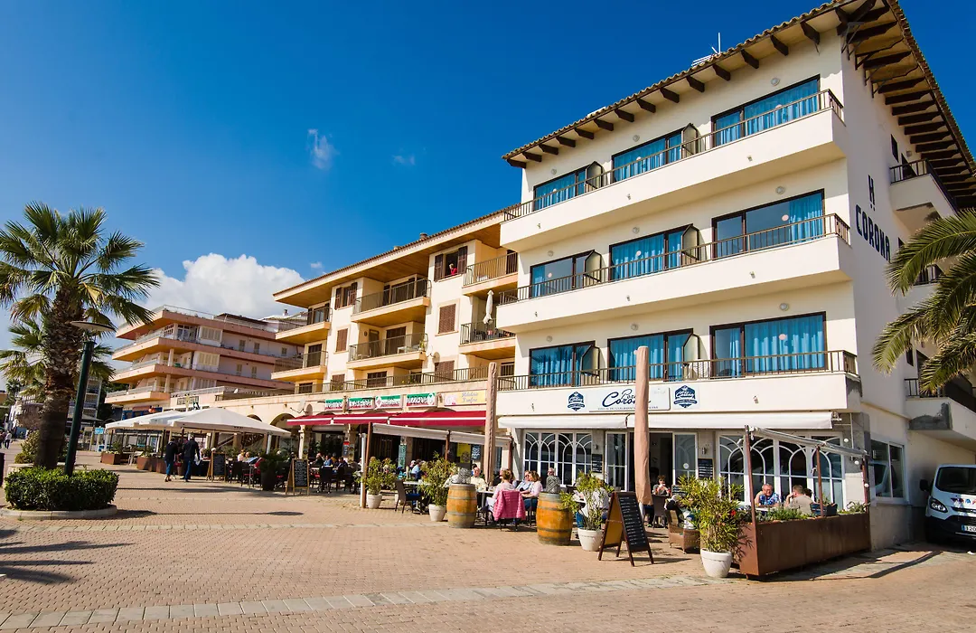 Hostal Port Corona-1