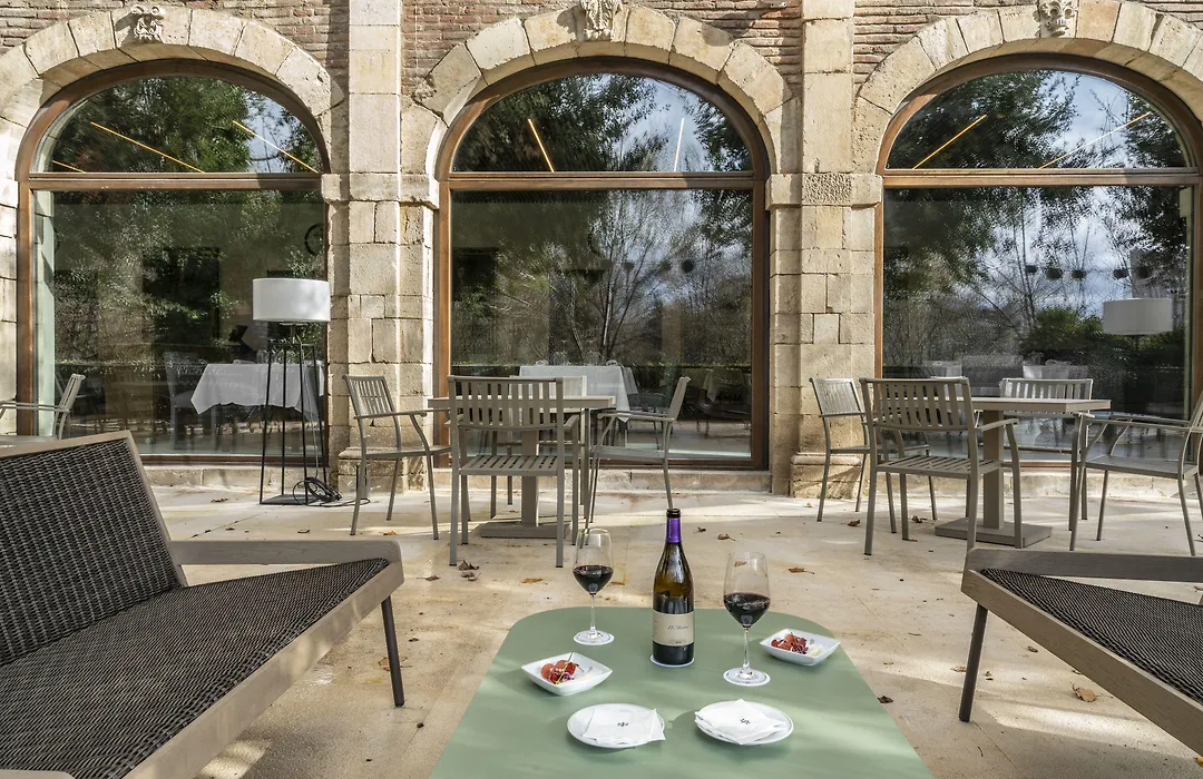 Parador De Turismo De Leon-1