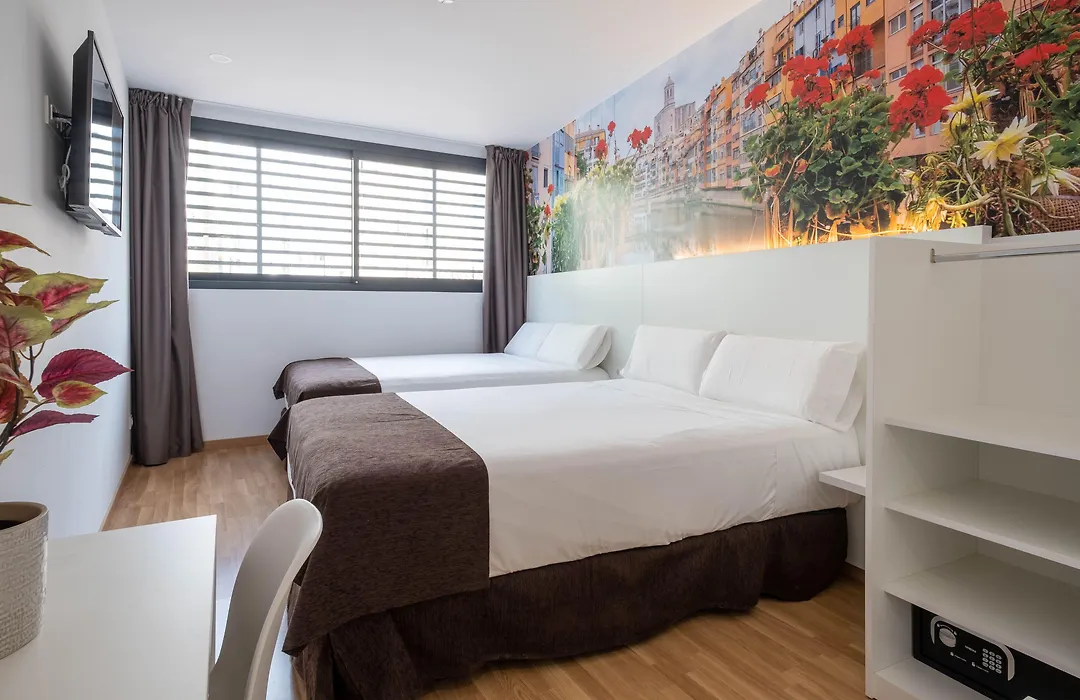 Hotel Bestprice Girona-1