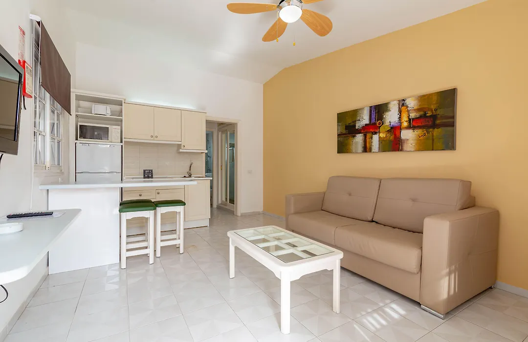 Vista Verde - Adults Only-1