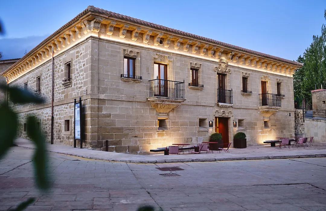 Palacio De Samaniego-1