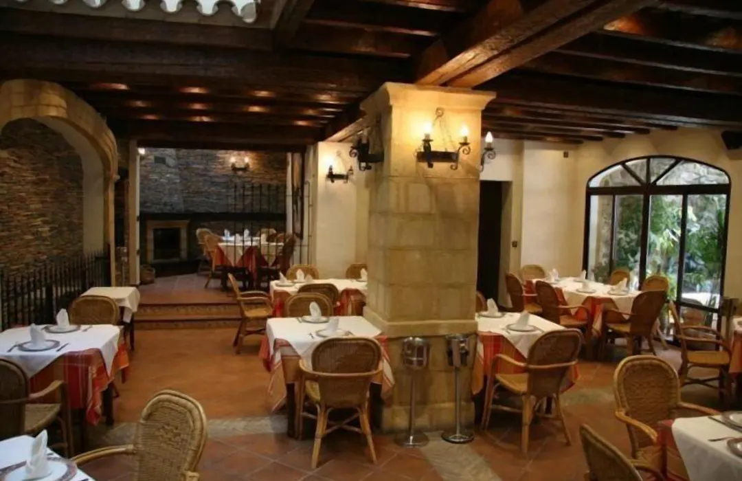 Hostal Torre de Guzmán-1