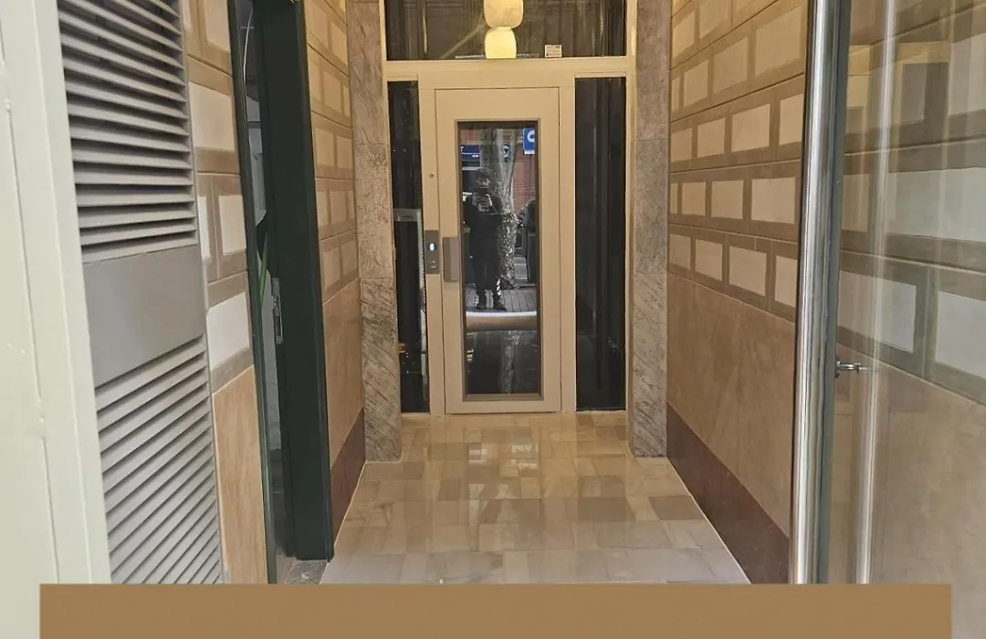 Barcelona Rooms 294-1