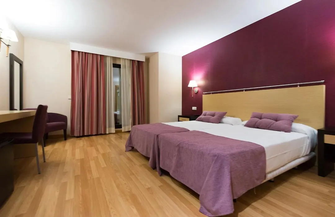 Hotel Equo Aranjuez-1