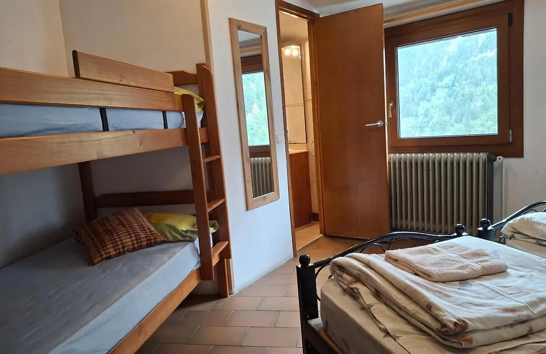 Mitja Pensió Hostal Pastuira Vallter 7-1