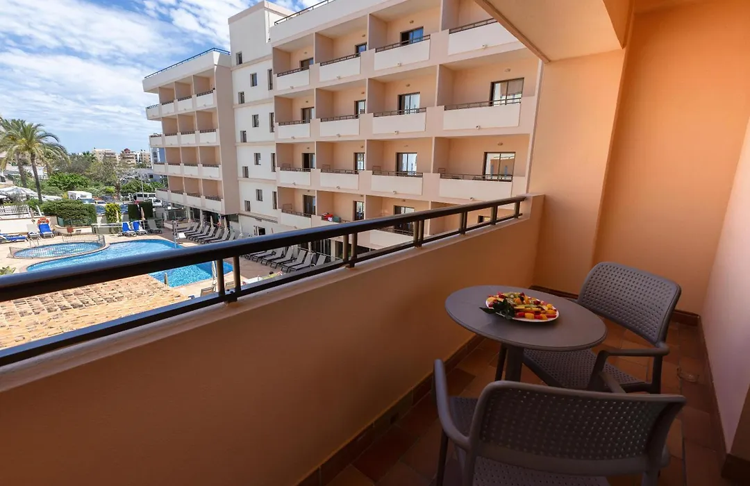 Invisa Hotel La Cala (Adults Only)-1