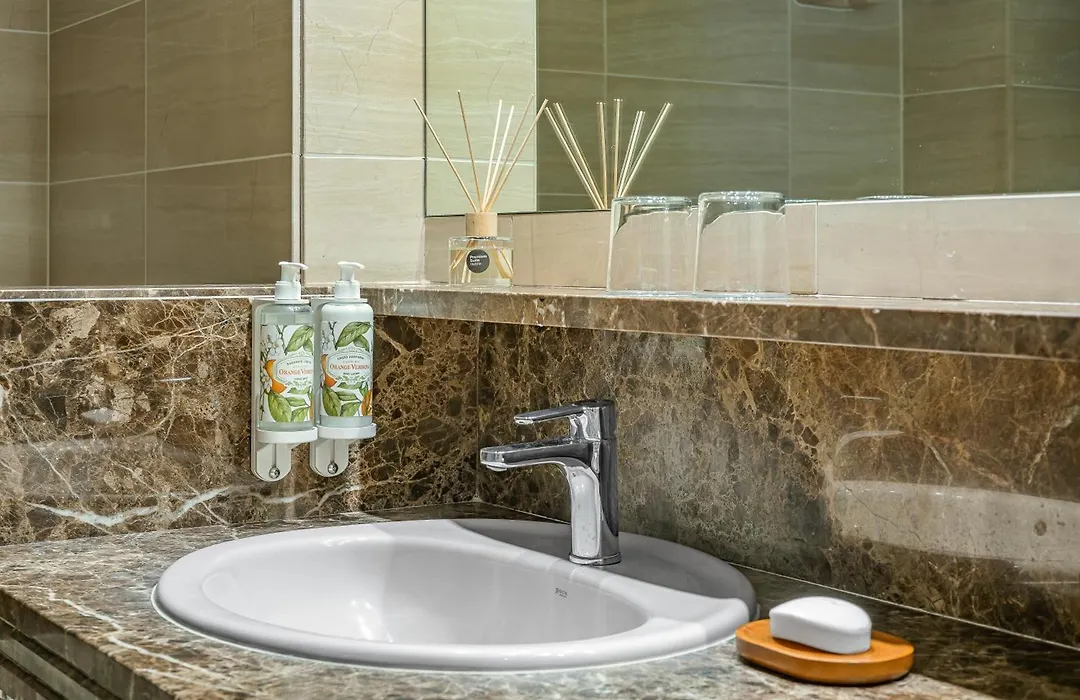 Acacia Suite-1