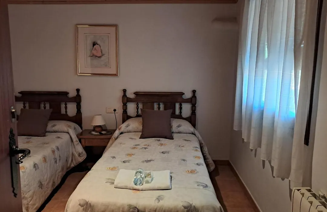 Hostal I Apartaments Populetus-1